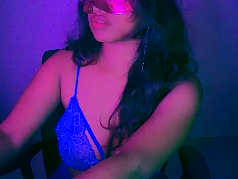 Hot-Honey20 online show from 07/06/26, 02:02