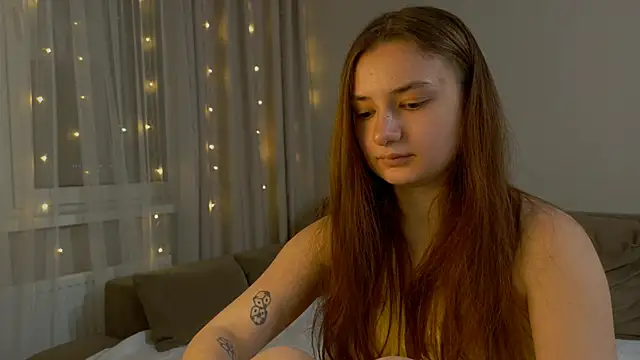 Lelia Vibe online show from 04/15/26, 07:40