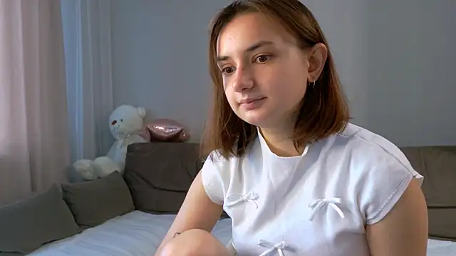 Snapshot of Lelia_Vibe chatting on 07/07/26, 02:47 Lelia Vibe online show from 07/07/26, 02:47