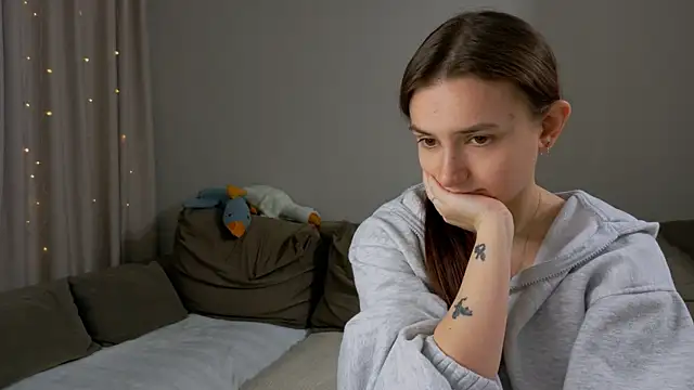 Lelia Vibe online show from 02/05/26, 05:42