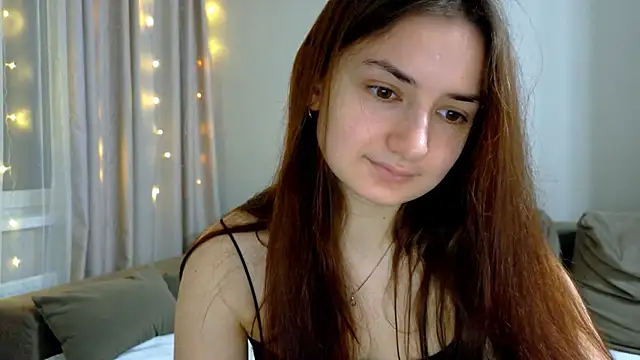 Lelia Vibe online show from 11/04/25, 02:04