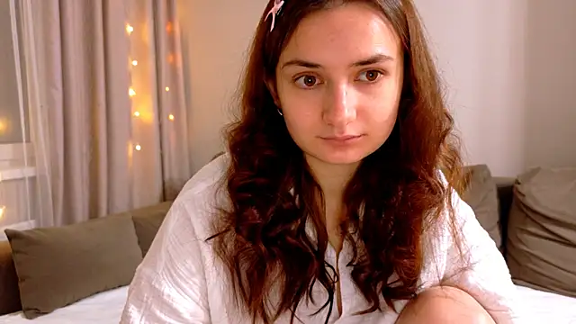 Lelia Vibe online show from 11/21/25, 03:05