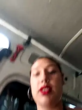 Snapshot of Naughty_Samantha chatting on 11/19/25, 04:51 Naughty Samantha online show from 11/19/25, 04:51