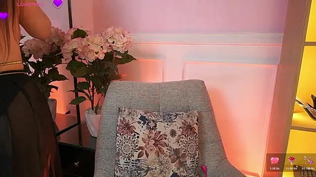 MilaCrave online show from 03/13/26, 12:21