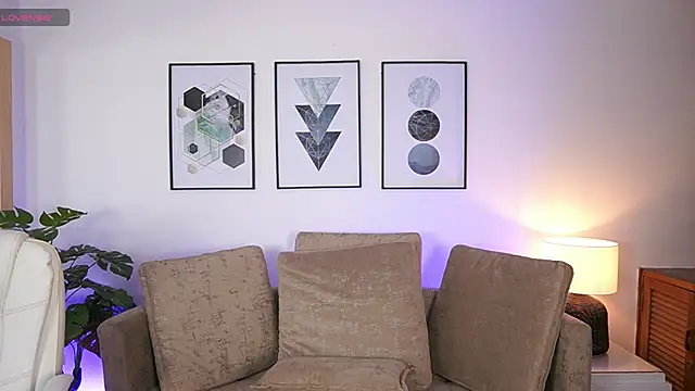 MilaCrave online show from 09/09/25, 11:41