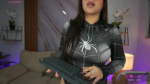 MilaCrave online show from 09/30/25, 11:38