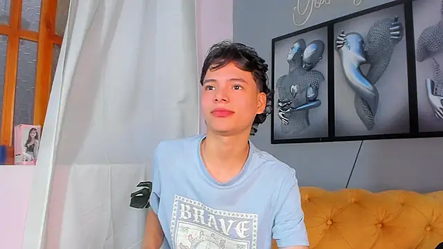 Snapshot of camillo_virgil chatting on 11/05/25, 11:46 camillo virgil online show from 11/05/25, 11:46