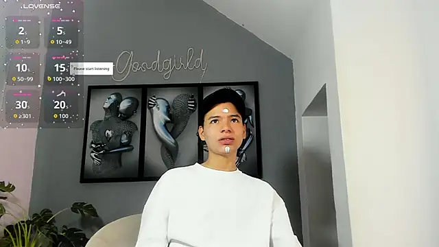 Snapshot of camillo_virgil chatting on 10/18/25, 10:39 camillo virgil online show from 10/18/25, 10:39