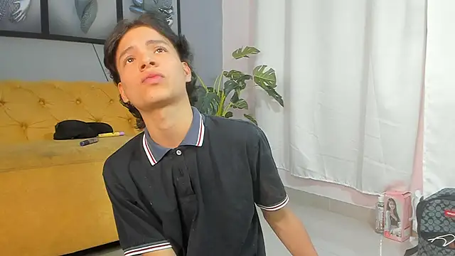 Snapshot of camillo_virgil chatting on 11/03/25, 10:52 camillo virgil online show from 11/03/25, 10:52