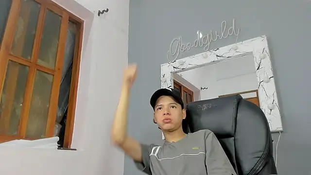 Snapshot of camillo_virgil chatting on 10/03/25, 10:50 camillo virgil online show from 10/03/25, 10:50