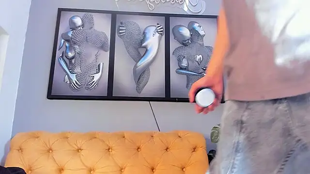 Snapshot of camillo_virgil chatting on 11/10/25, 10:53 camillo virgil online show from 11/10/25, 10:53