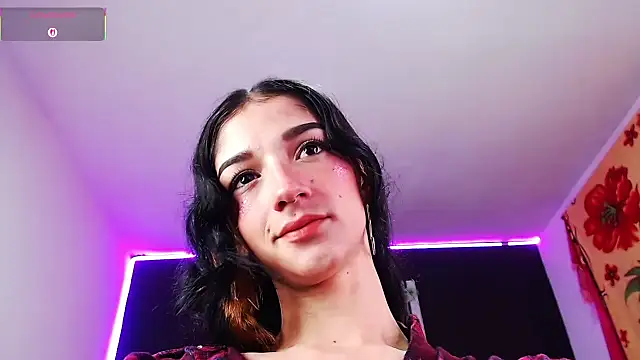 ingrid zese  online show from 10/13/25, 07:04