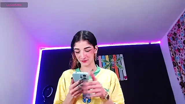 ingrid zese  online show from 10/09/25, 03:01