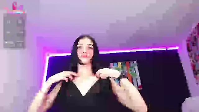 ingrid zese  online show from 10/04/25, 05:58