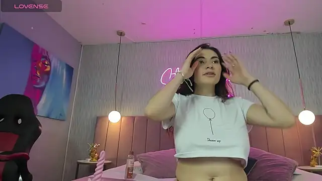 Snapshot of HANNA_BASTIAN_VC chatting on 11/08/25, 05:33 HANNA BASTIAN VC online show from 11/08/25, 05:33