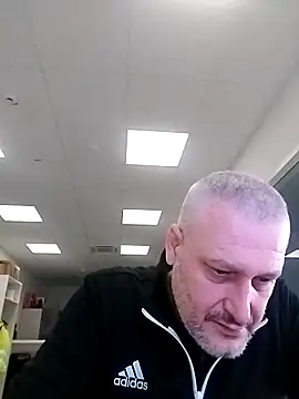 Hisnimin online show from 02/04/26, 11:44