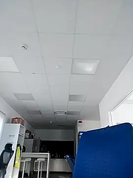 Hisnimin online show from 04/20/26, 05:03