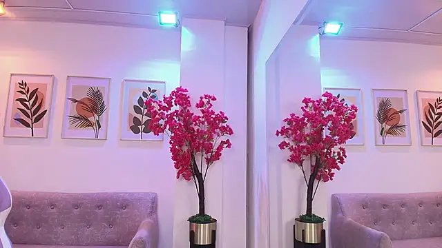 Anie johnson online show from 04/16/26, 09:39