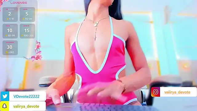 valirya devote online show from 01/06/26, 04:05