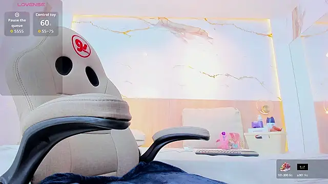 valirya devote online show from 09/29/25, 03:46