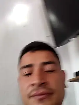 Snapshot of hoteder chatting on 01/18/26, 01:58 hoteder online show from 01/18/26, 01:58