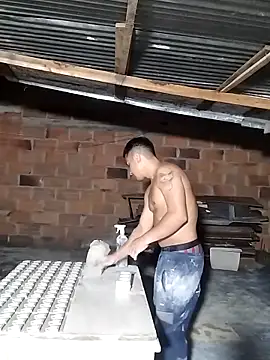 hoteder online show from 12/13/25, 08:04