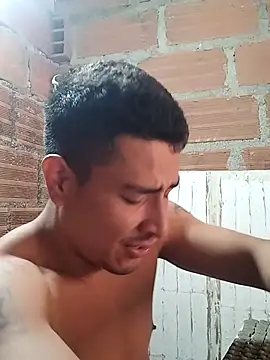 Snapshot of hoteder chatting on 02/15/26, 01:43 hoteder online show from 02/15/26, 01:43