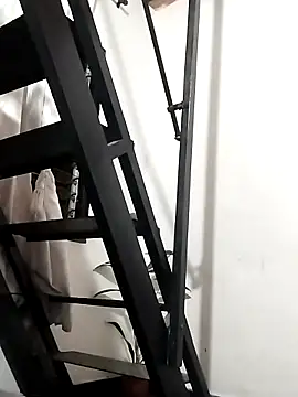 hoteder online show from 04/11/26, 12:29