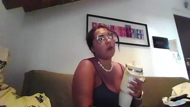 LadySophia03 online show from 09/10/25, 02:38