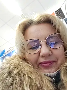 LustyyX online show from 02/11/26, 09:31