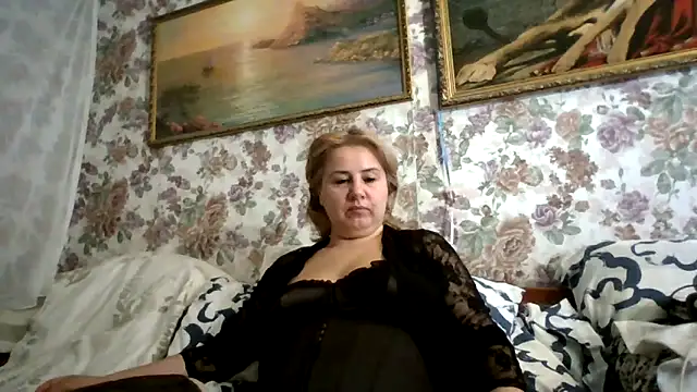 LustyyX online show from 10/28/25, 05:56