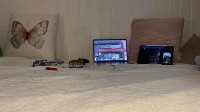 lau laulu online show from 11/01/25, 12:06