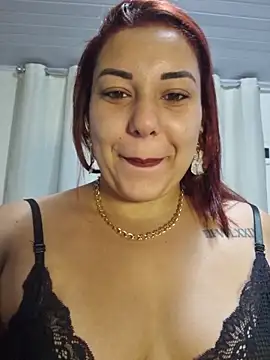 RuivaMisteriosa3 online show from 12/18/25, 08:08