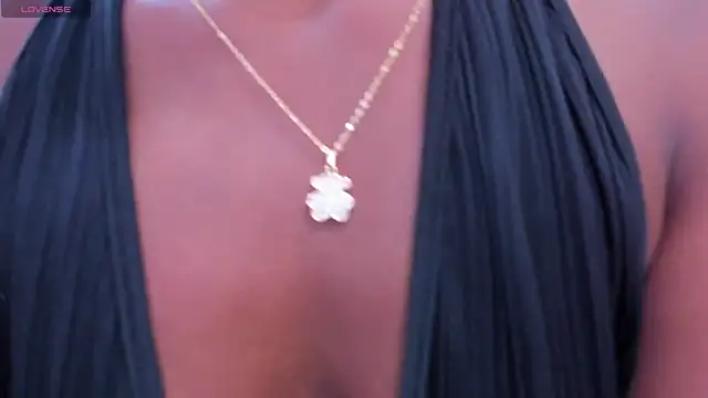 halleylorens online show from 03/04/26, 07:32