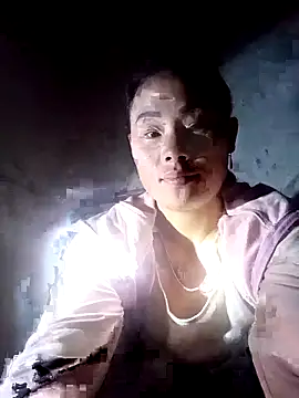 Snapshot of Ruaiuoi chatting on 02/07/26, 10:40 Ruaiuoi online show from 02/07/26, 10:40