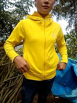 Snapshot of Ruaiuoi chatting on 02/15/26, 07:51 Ruaiuoi online show from 02/15/26, 07:51