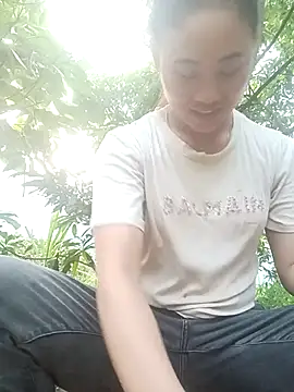 Snapshot of Ruaiuoi chatting on 06/16/26, 11:10 Ruaiuoi online show from 06/16/26, 11:10