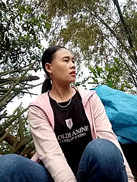 Snapshot of Ruaiuoi chatting on 02/24/26, 02:23 Ruaiuoi online show from 02/24/26, 02:23