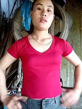 Snapshot of Ruaiuoi chatting on 03/01/26, 09:42 Ruaiuoi online show from 03/01/26, 09:42