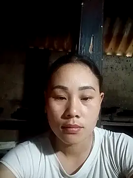 Snapshot of Ruaiuoi chatting on 02/26/26, 03:28 Ruaiuoi online show from 02/26/26, 03:28