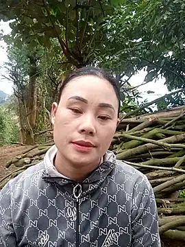 Snapshot of Ruaiuoi chatting on 02/20/26, 06:19 Ruaiuoi online show from 02/20/26, 06:19