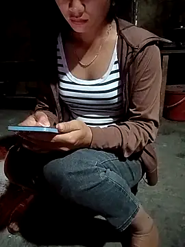 Snapshot of Ruaiuoi chatting on 06/09/26, 09:49 Ruaiuoi online show from 06/09/26, 09:49
