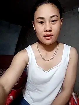 Snapshot of Ruaiuoi chatting on 02/28/26, 07:24 Ruaiuoi online show from 02/28/26, 07:24