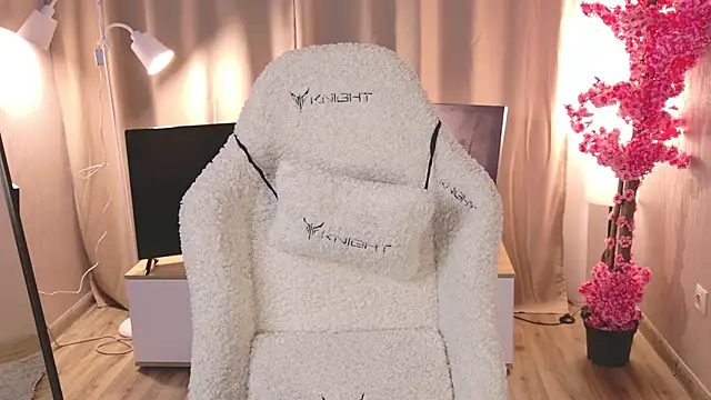 HeyMonkey  online show from 12/01/25, 01:12