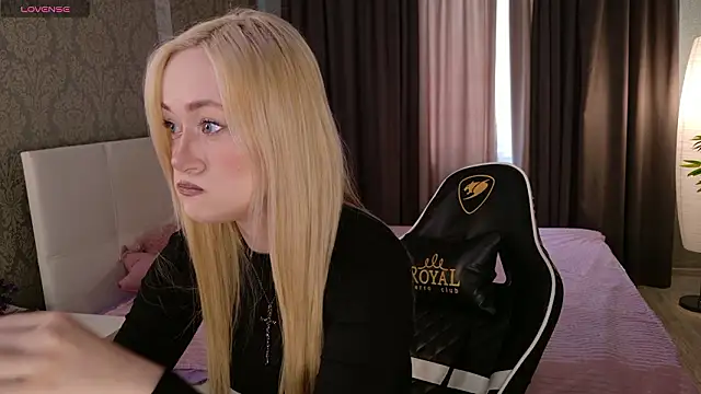 HeyMonkey  online show from 02/11/26, 01:44