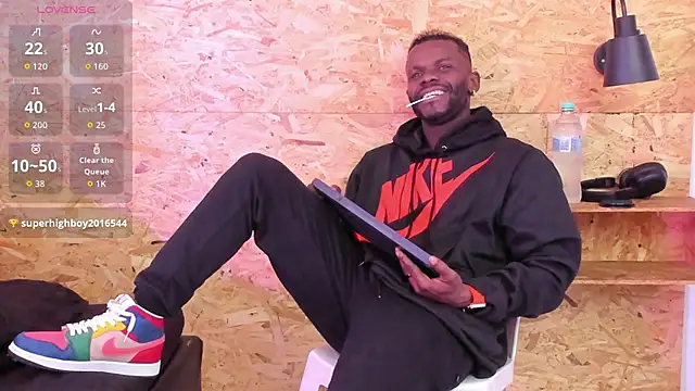 santiblack7 online show from 12/02/25, 02:34