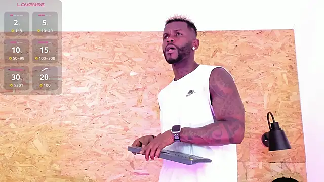 santiblack7 online show from 11/19/25, 03:06