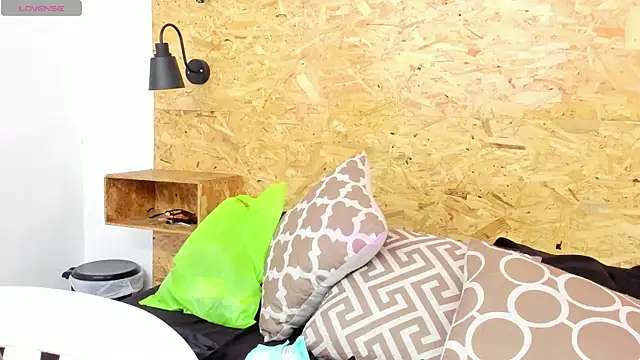 santiblack7 online show from 11/10/25, 06:57