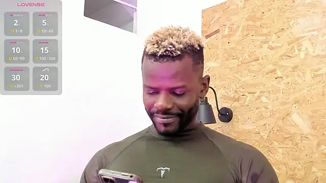 santiblack7 online show from 10/24/25, 08:19