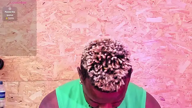 santiblack7 online show from 11/27/25, 02:56